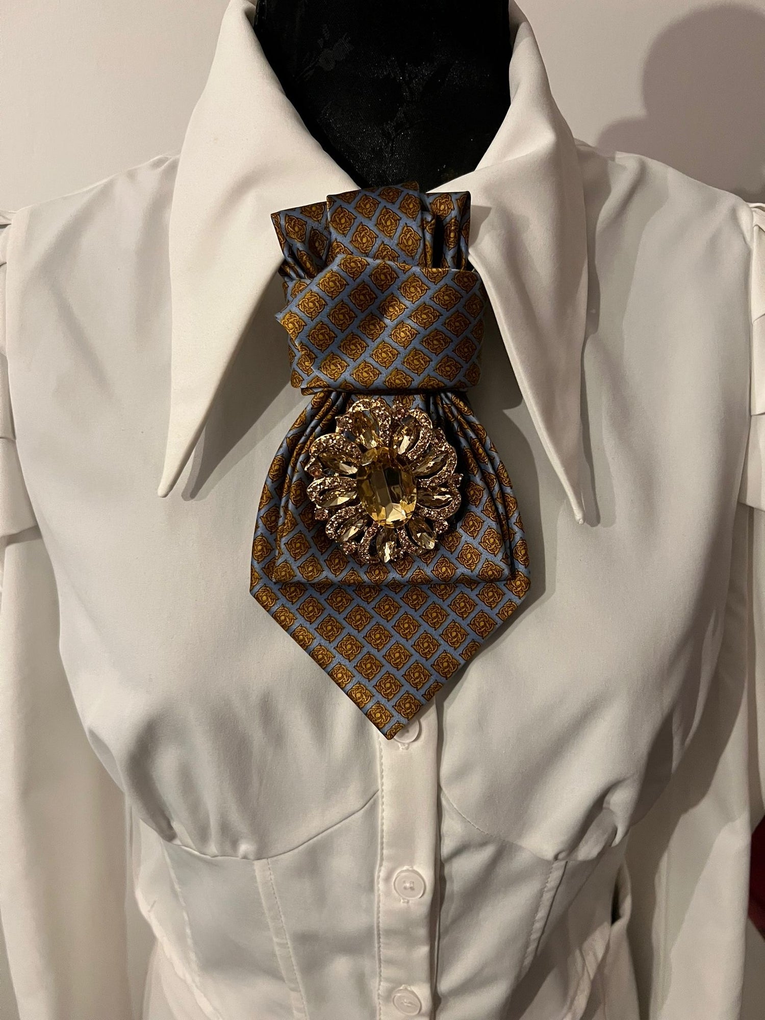 Strickwaren & Accessoires