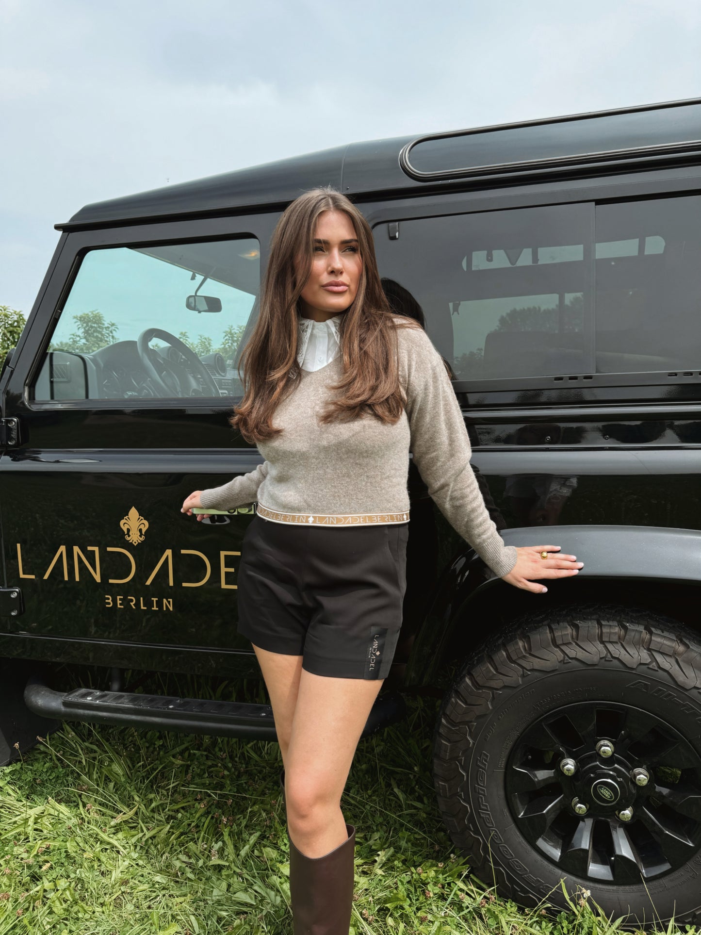 Landadel Shorts - Eden Black